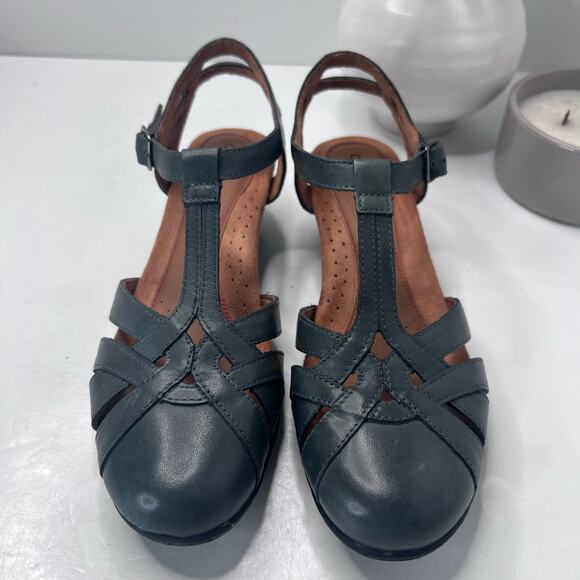 Cobb Hill Aubrey Leather T-Strap Heels Sandals Gray Women's 9B NWOB - Picture 2 of 11